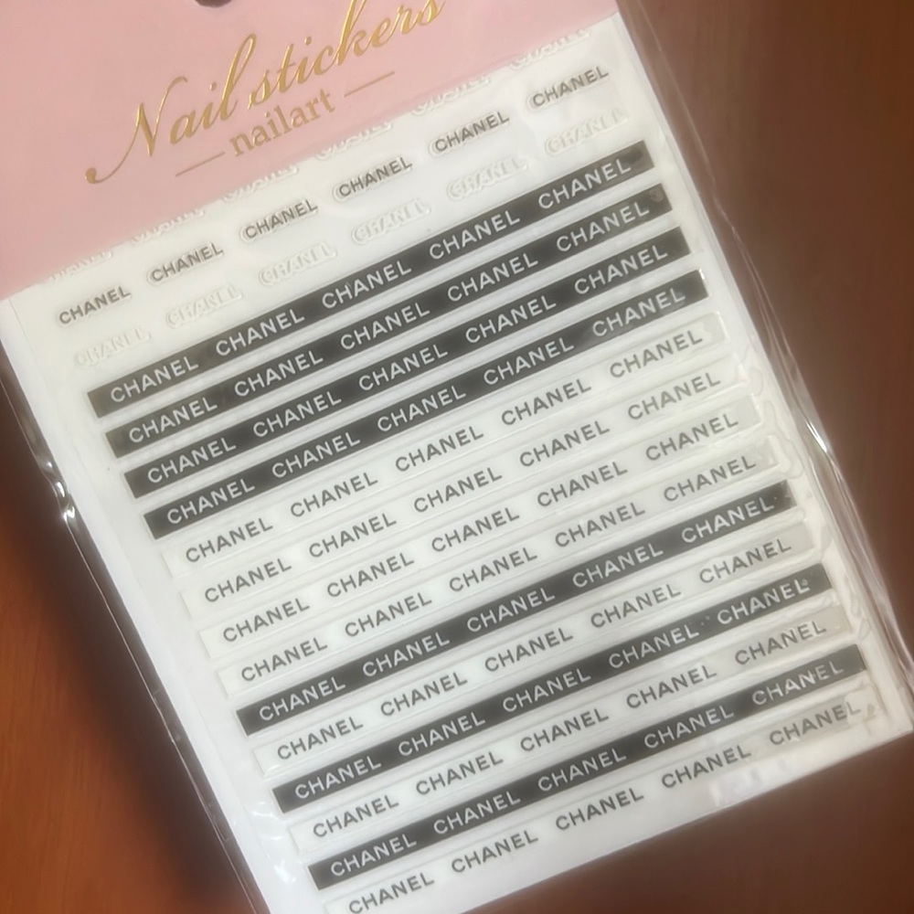 LUXURY NAIL STICKERS